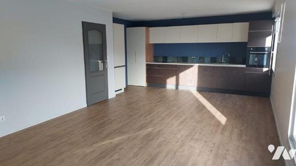 MALO LES BAINS
Résidence soignée et sécurisée à deux pas de la plage,
Appartement très lumine...