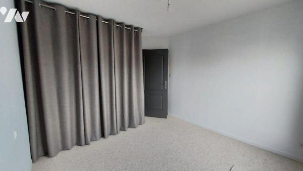 MALO LES BAINS
Résidence soignée et sécurisée à deux pas de la plage,
Appartement très lumine...