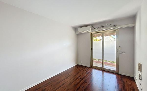 Appartement à vendre    3 pièces • 65,70 m2 Cannes