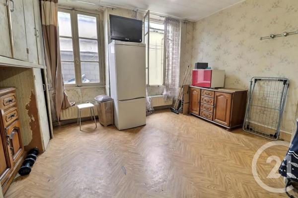 Appartement F3 à vendre  3 pièces - 54 m 2   LES LILAS  - 93