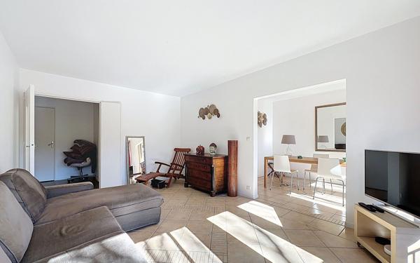 Appartement à vendre    3 pièces • 67,28 m2 Brunoy