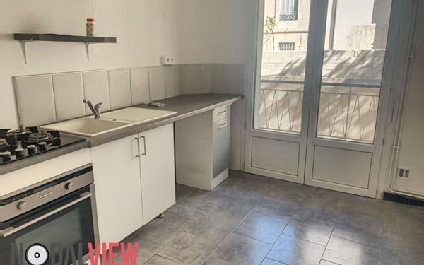 Appartement à louer    2 pièces • 62 m2 Nîmes