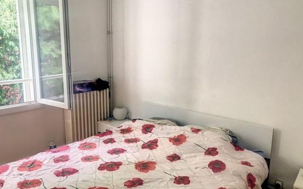 Appartement à louer    2 pièces • 62 m2 Nîmes