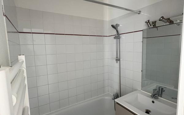 Appartement à louer    2 pièces • 25,46 m2 Royan