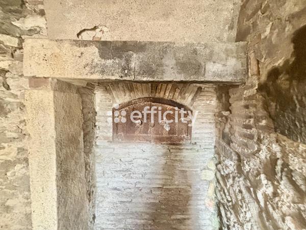 Maison
         3 pièces
        - 71 m² 59 900 € *