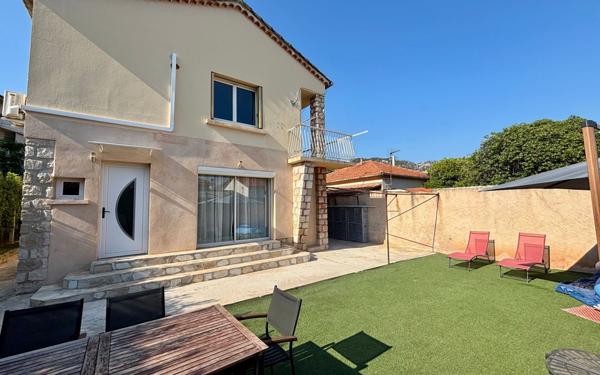 Maison à vendre    6 pièces • 115 m2 Toulon