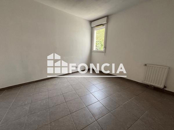 Location Appartement 3 pièces 61.86 m² - 3 AVENUE GENERAL CARMILLE La Seyne Sur Mer 83500