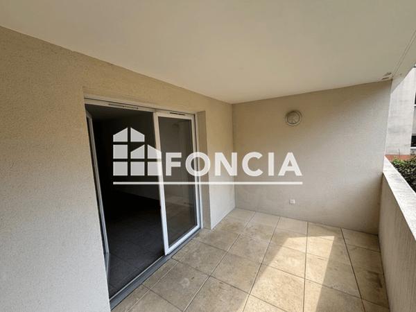 Location Appartement 3 pièces 61.86 m² - 3 AVENUE GENERAL CARMILLE La Seyne Sur Mer 83500