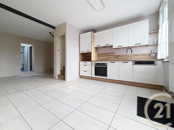 Maison à vendre  4 pièces - 84,87 m2 DEVILLE LES ROUEN - 76