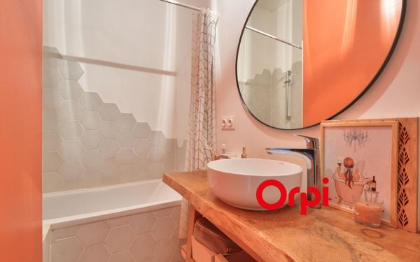 Appartement à vendre    2 pièces • 60 m2 Oullins