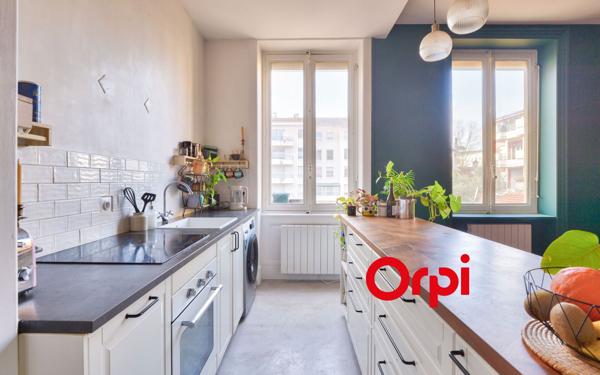 Appartement à vendre    2 pièces • 60 m2 Oullins