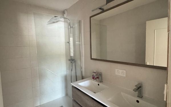 Appartement à louer    4 pièces • 90 m2 Saint-Marcellin