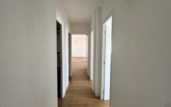 Appartement à louer    4 pièces • 90 m2 Saint-Marcellin