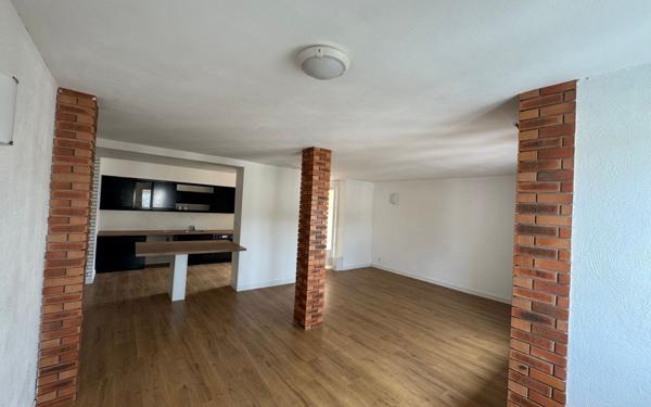 Appartement à louer    4 pièces • 90 m2 Saint-Marcellin