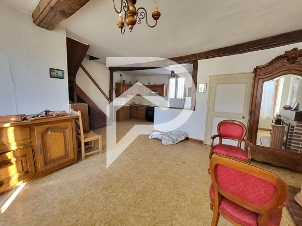Maison 4 pièces 331 m2