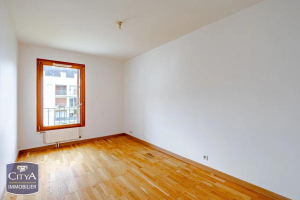 Appartement à vendre 3 pièces 72.8m² Tours (37200)