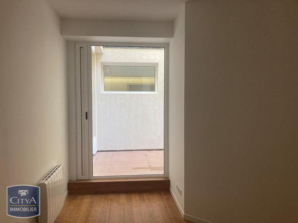 Appartement à louer 2 pièces 54.2m²