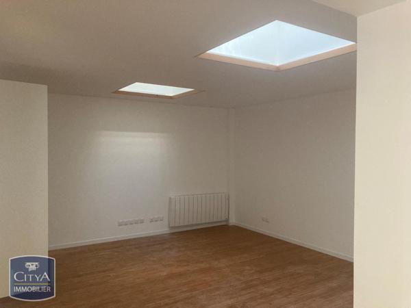 Appartement à louer 2 pièces 54.2m²