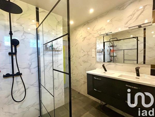 Maison 6 pièces de 136 m² à Beaugency (45190)