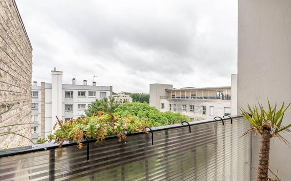 Appartement à vendre    4 pièces • 72 m2 Joinville-le-Pont