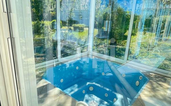 Maison à vendre    9 pièces •  Vernouillet