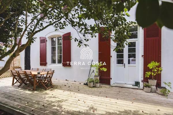 Duplex de 148 m² – Esprit maison – Jardin privatif de + 500 m²
