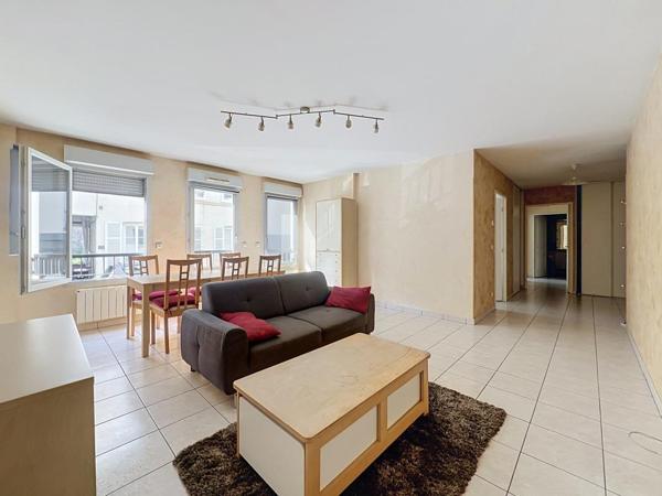 T3 – MEUBLE – 72.60 m² – GARAGE – 69009 – LYON