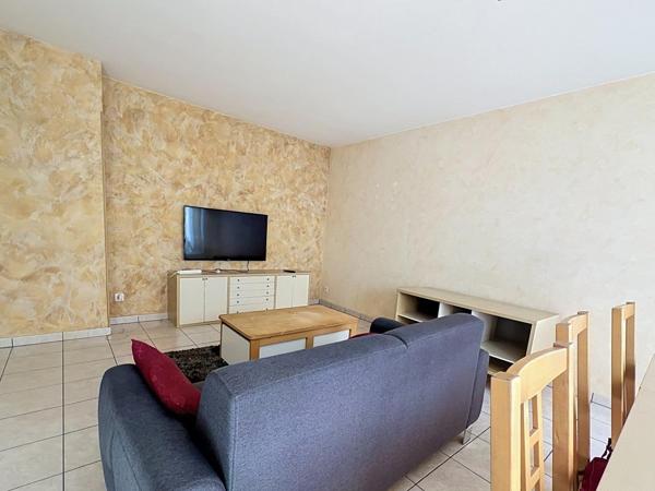 T3 – MEUBLE – 72.60 m² – GARAGE – 69009 – LYON