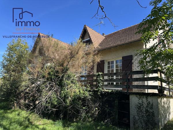 Maison 2 appartements atelier de 70 m² sur 2520 m² de terrain