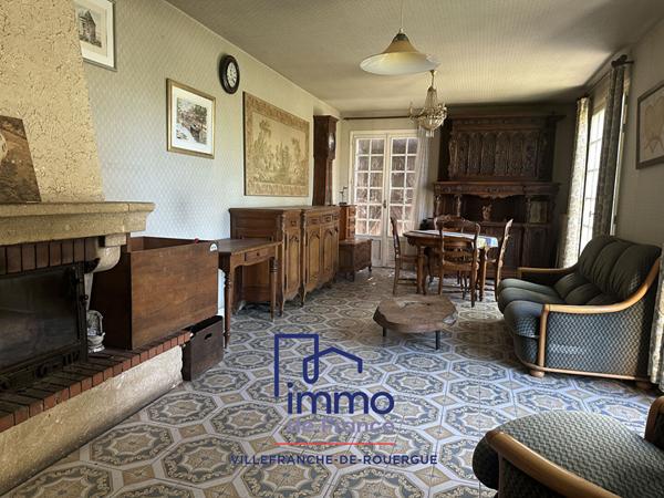 Maison 2 appartements atelier de 70 m² sur 2520 m² de terrain