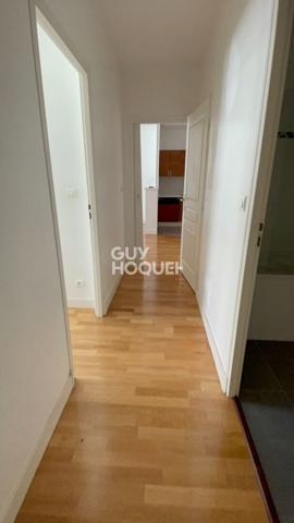 Appartement à vendre de 4 pièces de 78.49 m² avec place parking privative CENTRE VILLE EPERNAY