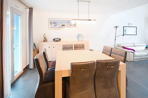 TRES BELLE MAISON INDIVIDUELLE 130M2 + VERANDA 36M2 SUR TERRAIN DE 6 ARES 70