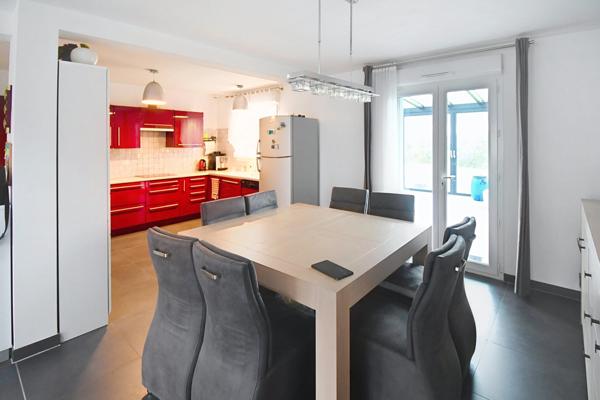 TRES BELLE MAISON INDIVIDUELLE 130M2 + VERANDA 36M2 SUR TERRAIN DE 6 ARES 70