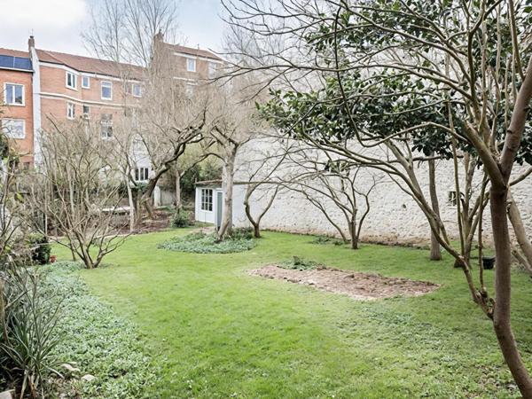 DUPLEX AU CALME AVEC JARDIN