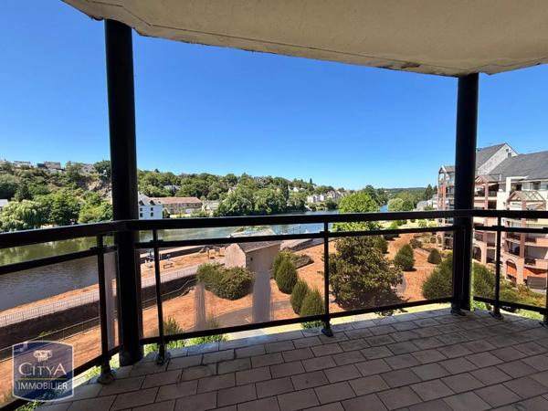 Appartement à louer 3 pièces 90m² Laval (53000)