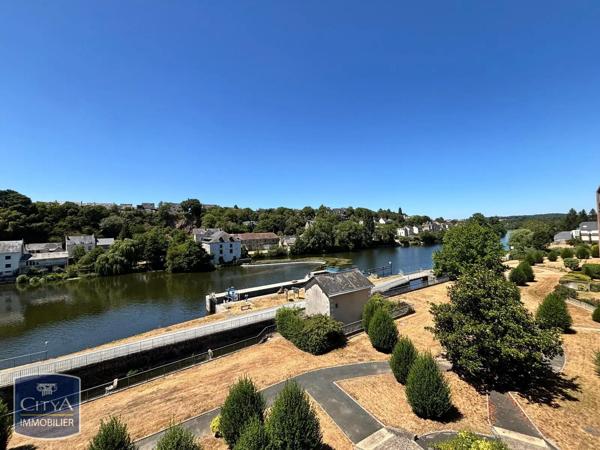Appartement à louer 3 pièces 90m² Laval (53000)