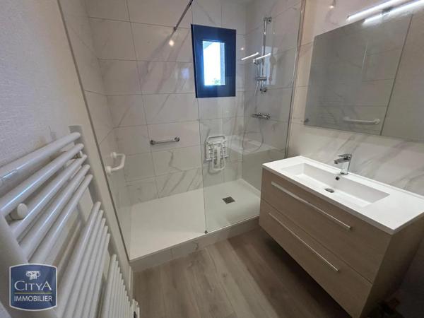 Appartement à louer 3 pièces 90m² Laval (53000)