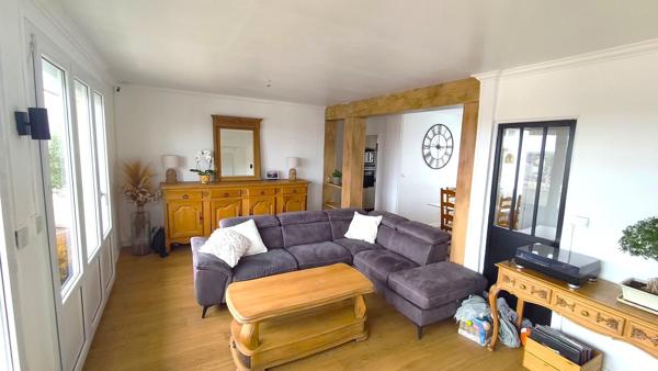 MAGNIFIQUE APPARTEMENT ENTIEREMENT RENOVE