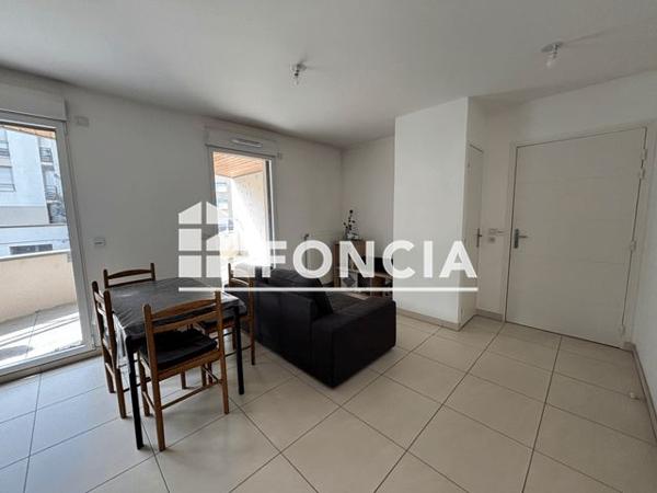 Location Appartement 3 pièces 56.7 m² - 132 AVENUE ROGER SALENGRO Villeurbanne 69100