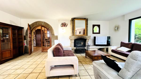 Quimper (29000) Maison T5Bis meublé de 148 m² avec Terrasse, Jardin et Sous-sol intégral QUIMPER