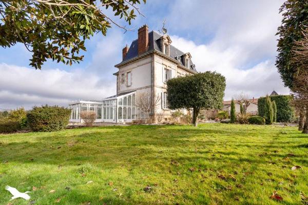 Maison à vendre |  Aixe-sur-Vienne |  8 pièces | 321 m²