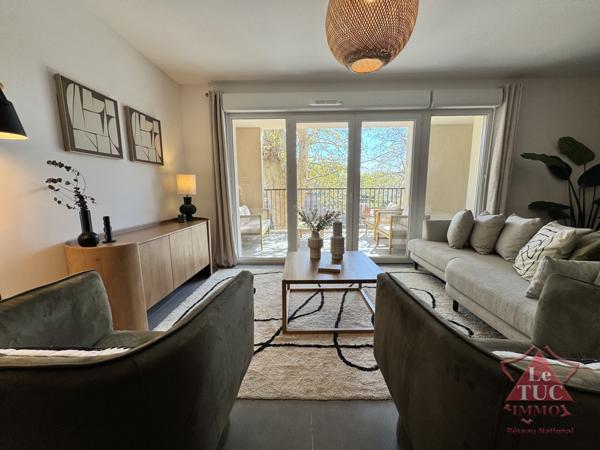 À Orange (84), appartement avec 3 pièces 70 m² Orange (84100)