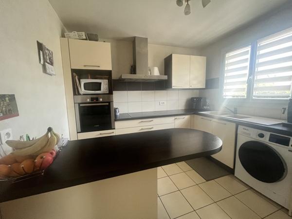 Maison à vendre |  Saint-Pantaléon-de-Larche |  5 pièces | 97 m²