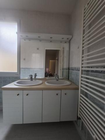 À vendre - Maison individuelle, 6 pièces située à Beaumont-sur-Sarthe (72170)