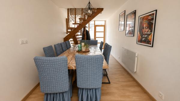 Maison
         6 pièces
        - 130 m² Exclusivité 219 000 € *