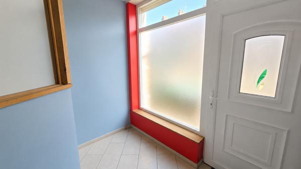 Maison
         6 pièces
        - 130 m² Exclusivité 219 000 € *