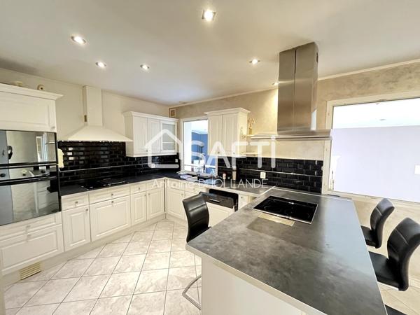 Maison récente avec sous sol complet et piscine