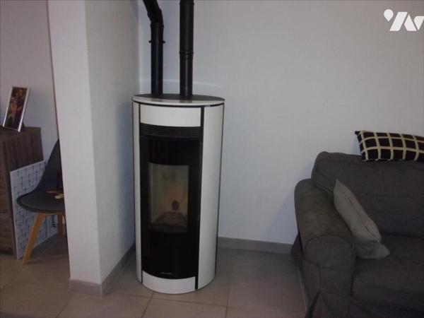 CARENTOIR, Maison familiale à vendre.