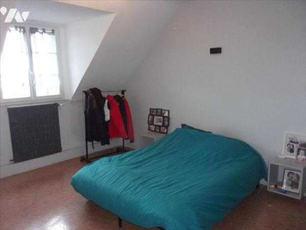 CARENTOIR, Maison familiale à vendre.