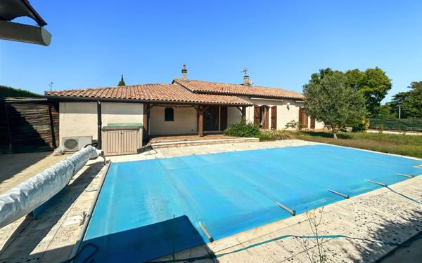 Maison à vendre    5 pièces •  Layrac